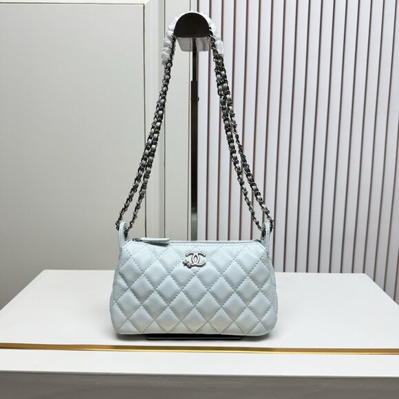 Chanel Handbags - Picture 1 of 9